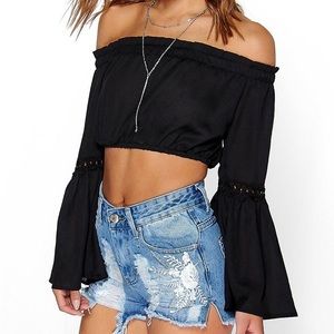Boohoo Petite Megan Bardot Bell Sleeve Crop Top